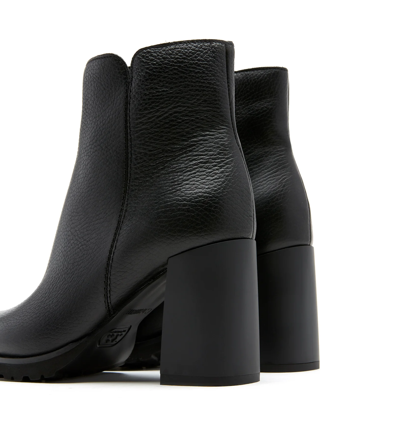 MAGGIE PEBBLED LEATHER HEEL BOOTIE - Image 4